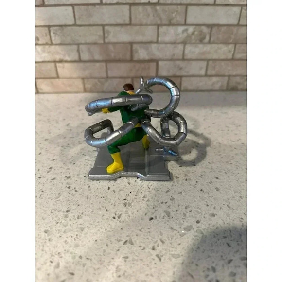 Marvel Spider-Man Doctor Octopus PVC Cake Topper Figure With Base #db - Picture 3 of 4